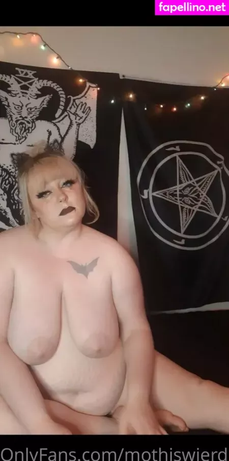 Mothisweird OnlyFans Thumbnail #HNhDAKzEme