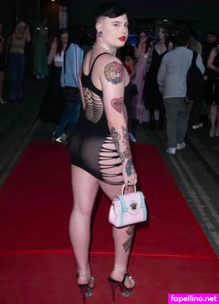 Mothplayboy OnlyFans Thumbnail #igJV3hkNYt