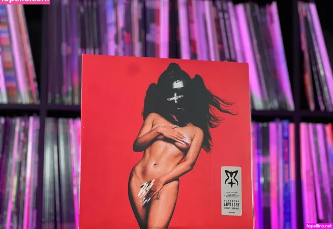 Motomami OnlyFans Thumbnail #6hzoIlMDNH