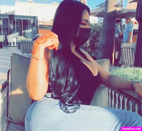 Mouhra964 OnlyFans Thumbnail #kBzYl13sT9