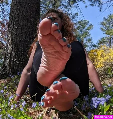 Mountaintoes OnlyFans Thumbnail #wxHBRY9gt9