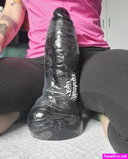 Mounting Myrtle OnlyFans Thumbnail #b1m7nlUQgI