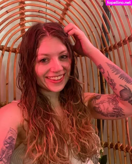 Mousiexox OnlyFans Thumbnail #QELfuC7mRN