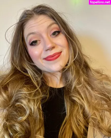 Mousiexox OnlyFans Thumbnail #htXgfyUjum