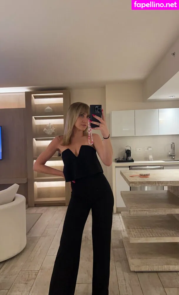 movementswithmolly, movewithmolly_ Nude Leaked OnlyFans Photo #X5WRT0oRWb