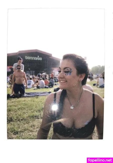 Movieswithnicola OnlyFans Thumbnail #58b8qeeoqm