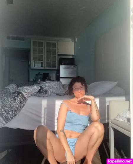 Movingwithmarlie OnlyFans Thumbnail #g2z57yDlaM