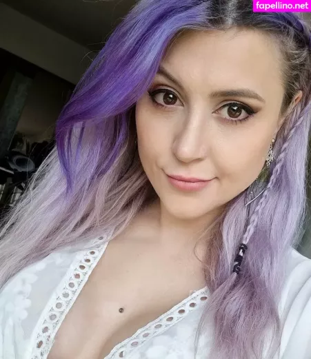 Mowkyfox OnlyFans Thumbnail #YPCoe9vYR2