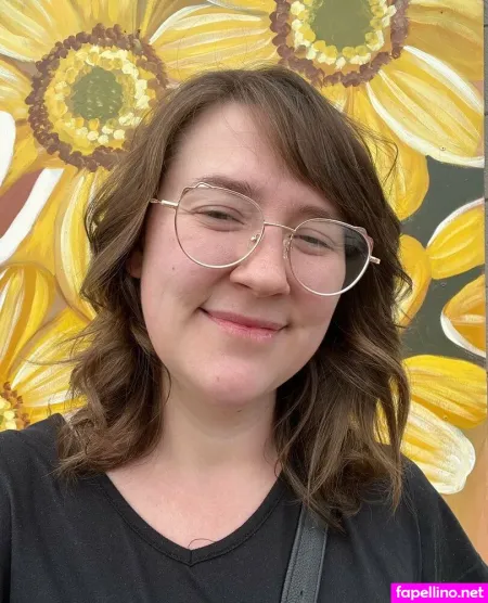 Moxynpickles OnlyFans Thumbnail #2x50Sno9yK