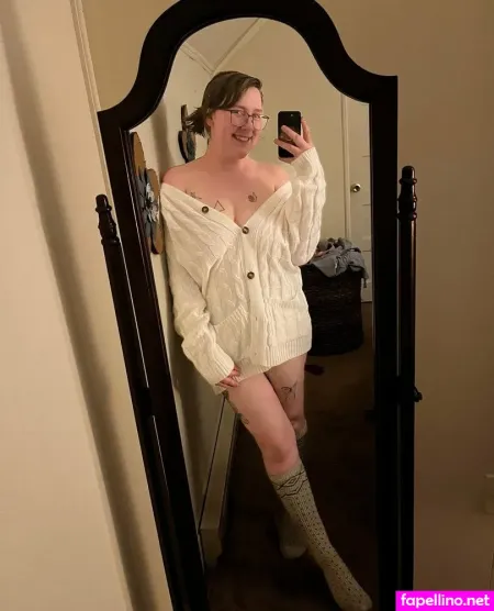 Moxynpickles OnlyFans Thumbnail #sAowv53nUn