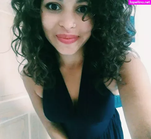 Moya Lothian Mclean OnlyFans Thumbnail #yV2a9FRmUS