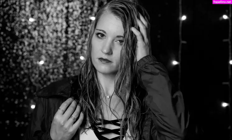 Mozasmr OnlyFans Thumbnail #CN3qUUuJtn