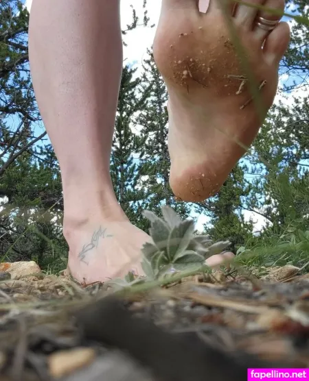 Mplfeet OnlyFans Thumbnail #cQejC2gXNp