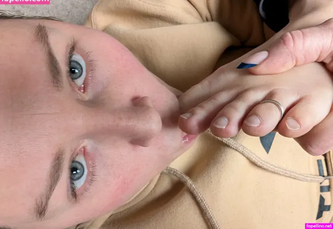 Mplfeet OnlyFans Thumbnail #k9ZgShcZWU