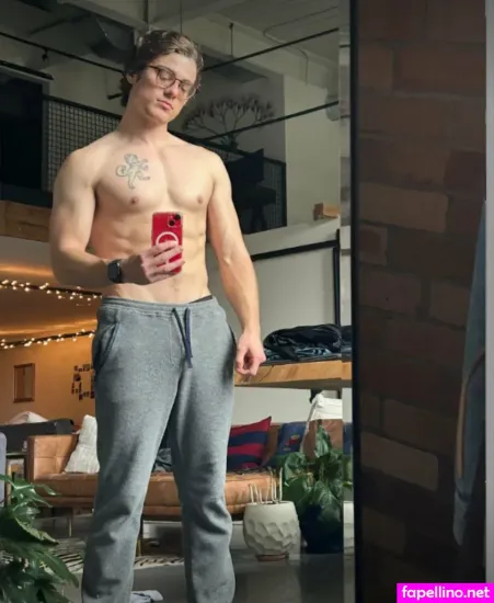 Mrblakemitchell 1 OnlyFans Thumbnail #Eix4FvPooy