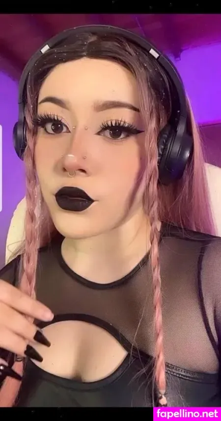 Mreita OnlyFans Thumbnail #nQDtg8VJfP