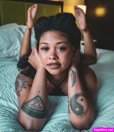 Mrfootographer OnlyFans Thumbnail #UgXzfjUKL8