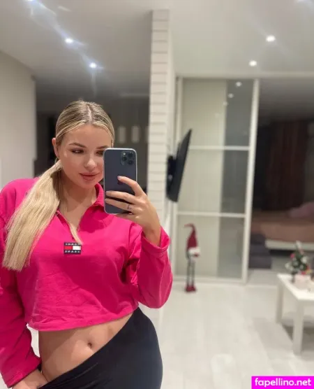 Mrs Alice OnlyFans Thumbnail #ApqHdckIKn