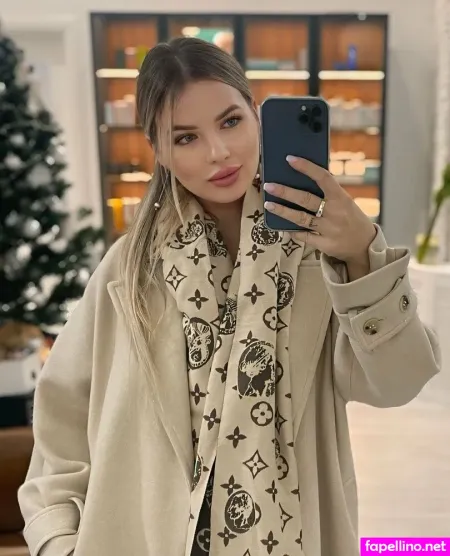 Mrs Alice OnlyFans Thumbnail #ixKq6mF15j