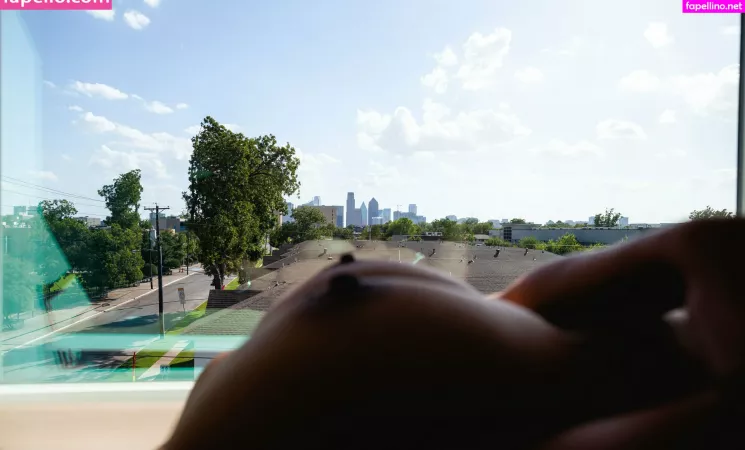 Mrs Amberlove OnlyFans Thumbnail #WOoTTeTKz4