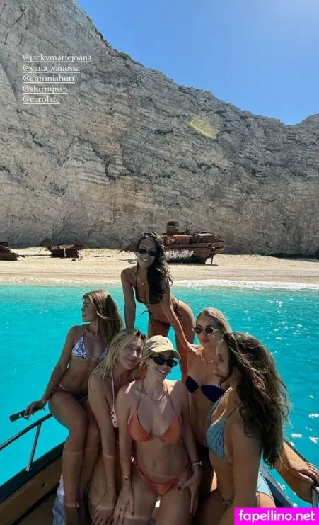 Mrs Bella 4 OnlyFans Thumbnail #Wzclbkp7a9