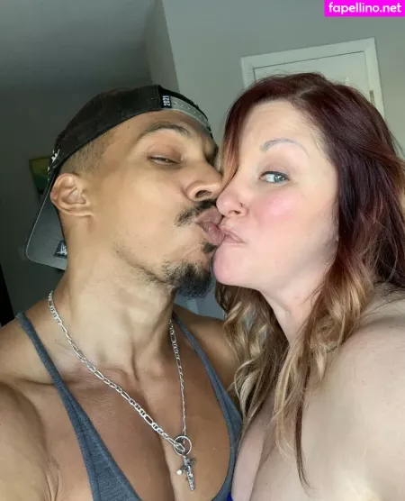 Mrs Darkcuckold OnlyFans Thumbnail #EFeMaDRPaE