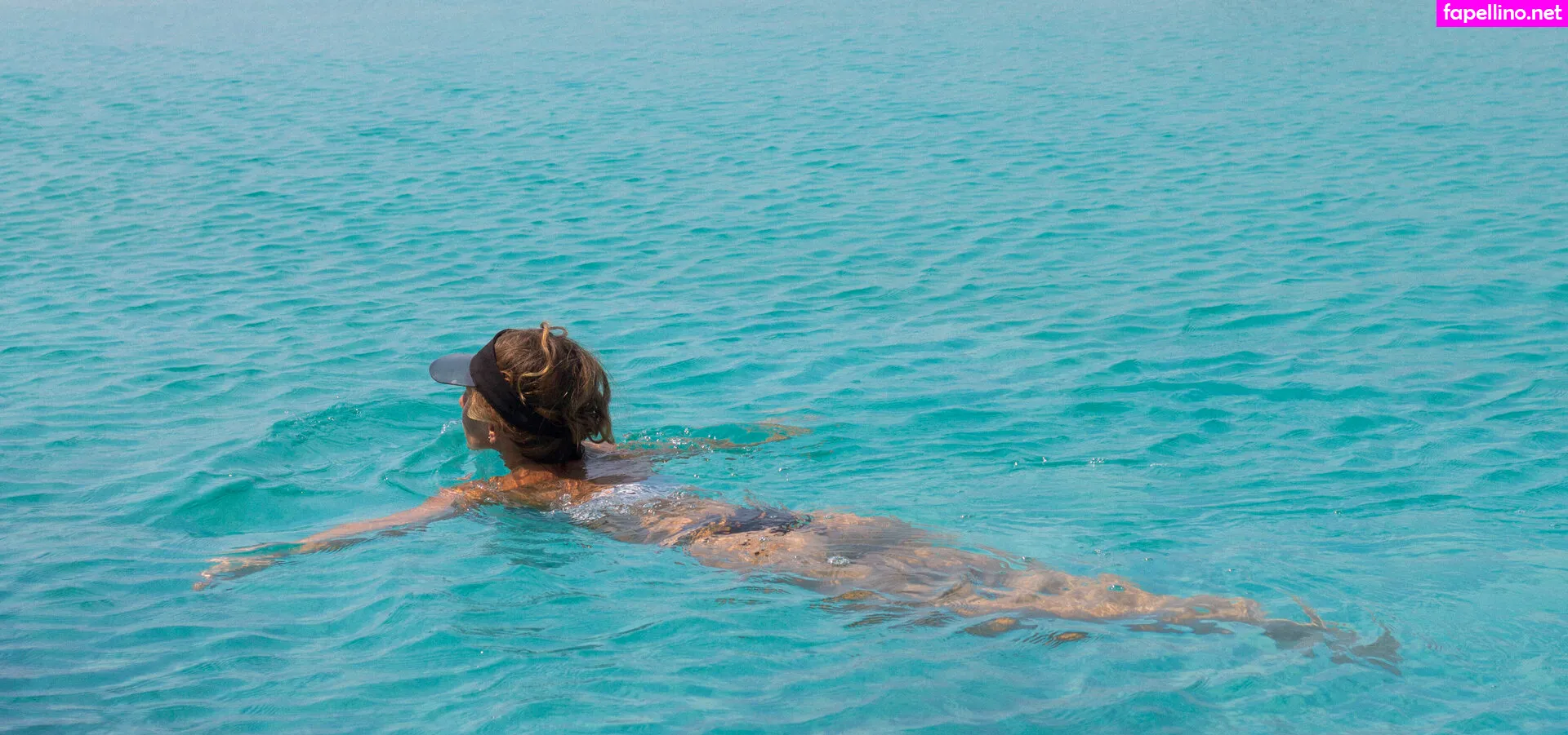 mrs_kelz, mrs_kissvhs Nude Leaked OnlyFans Photo #aAMeXhcbW1