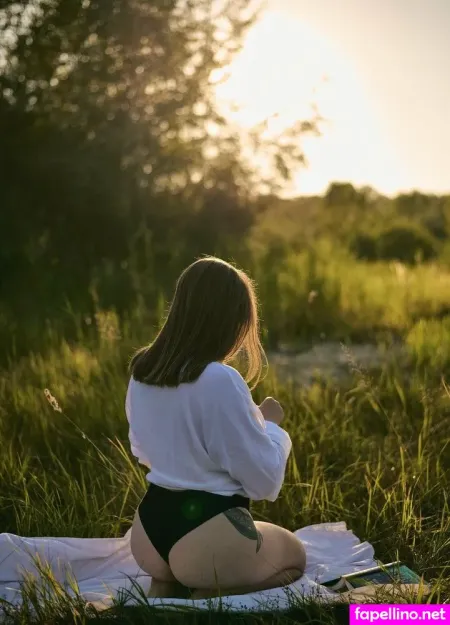 Mrs N OnlyFans Thumbnail #G33Uah2GO9