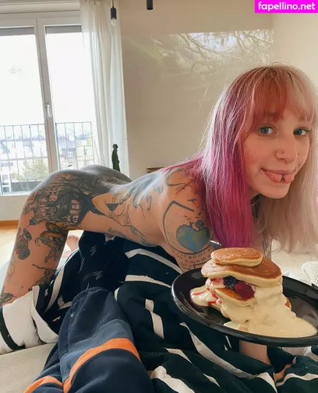 Mrs Nice OnlyFans Thumbnail #Mpd6htCUGA