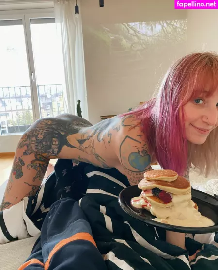 Mrs Nice OnlyFans Thumbnail #UmJETYAShS