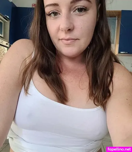 Mrs Nicole 1 OnlyFans Thumbnail #TNNTJybeNv