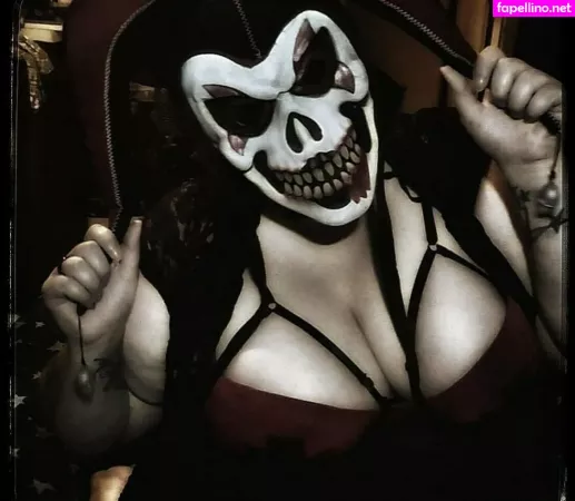 Mrs Nightmarexxx OnlyFans Thumbnail #YBf1atFU8m