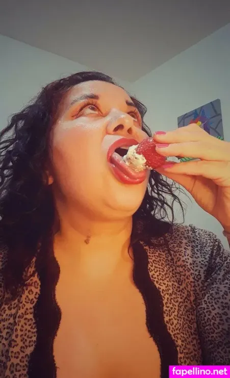 Mrs Robinson01 OnlyFans Thumbnail #KQxvF9dADb