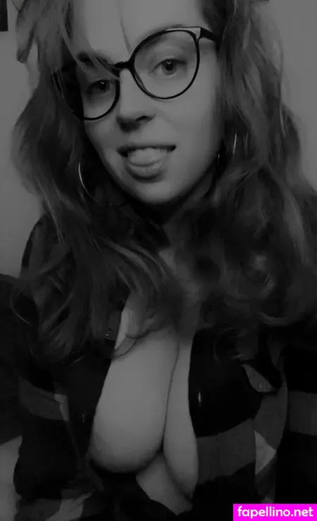 Mrs Slinky OnlyFans Thumbnail #pYdRViq3lV