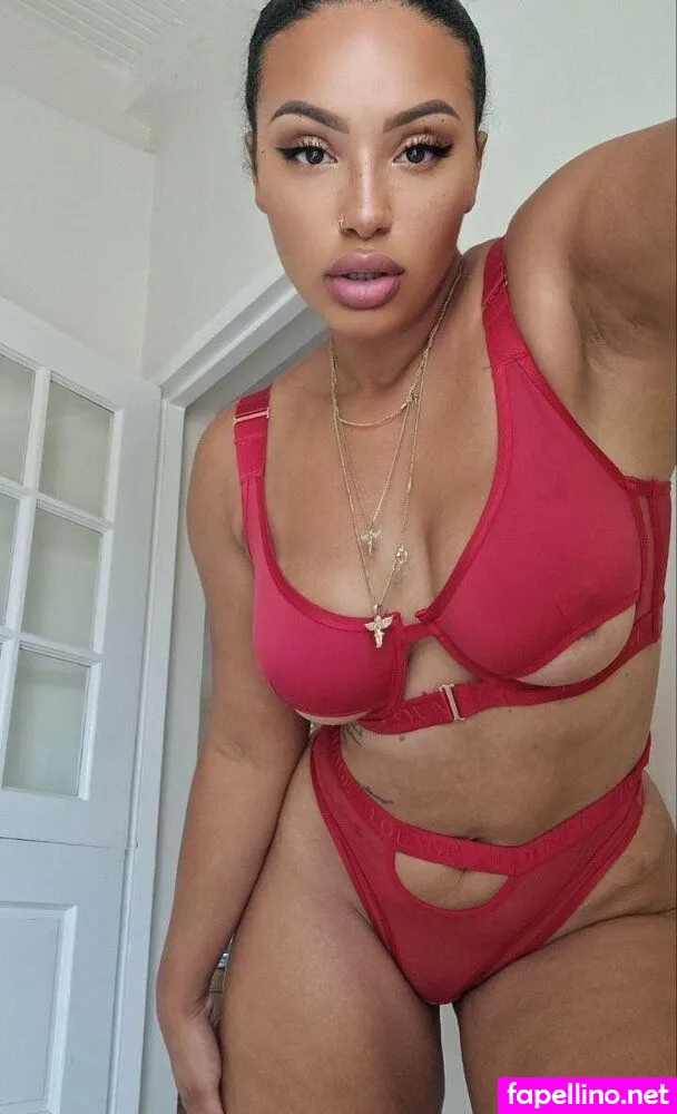 mrs_sophie667, mrs_sophieofficial Nude Leaked OnlyFans Photo #Q8Fcotxfbs