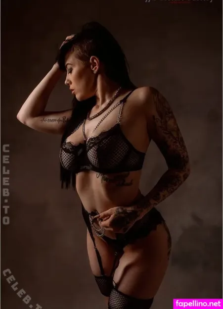 Mrs Starlett Red Modelpage OnlyFans Thumbnail #bODLCa7QZE