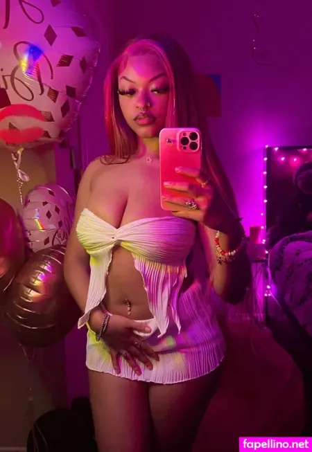 Mrs Supersoaker9000 OnlyFans Thumbnail #NhUjCuFrZL