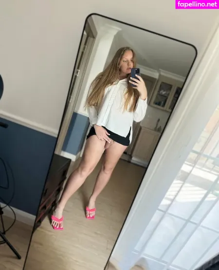 Mrs Utkins OnlyFans Thumbnail #YWuoRHSFap