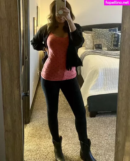 Mrsavaandrews OnlyFans Thumbnail #G7GD4nW6Al