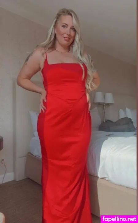 Mrsblondebrewer 12 OnlyFans Thumbnail #Fckjv6z8R4