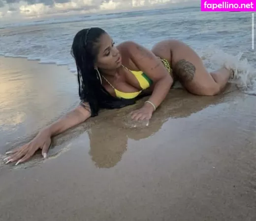 Mrsbrasillll OnlyFans Thumbnail #Dx8mNRfOae