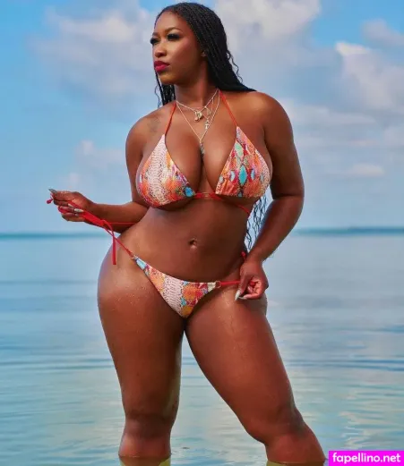 Mrsbutterworths OnlyFans Thumbnail #OxVAy8AMaj