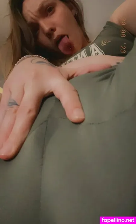 Mrscloverxxx OnlyFans Thumbnail #v665kU1q2y