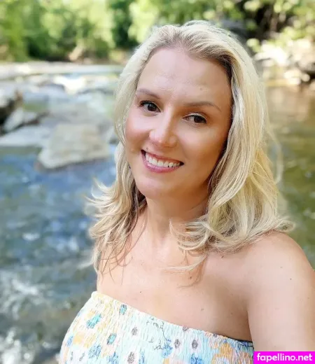 Mrsenglewood OnlyFans Thumbnail #YN5lq0zYiV