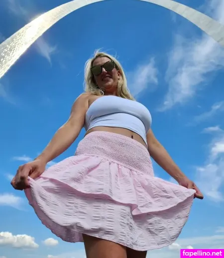 Mrsenglewood OnlyFans Thumbnail #dBQe82fTB5