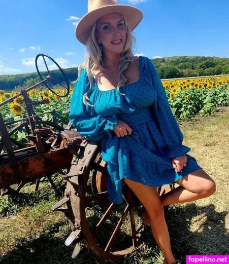 Mrsenglewood OnlyFans Thumbnail #kYraHAI2uz