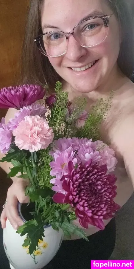 Mrshomebody OnlyFans Thumbnail #zLbkofUBqw