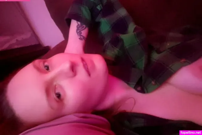 Mrskitty313 OnlyFans Thumbnail #3VtqXB90vF