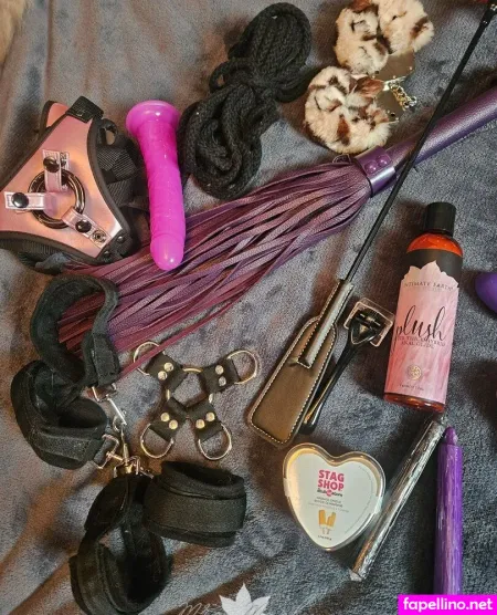 Mrsmaplevip OnlyFans Thumbnail #7yNGqwd4sl