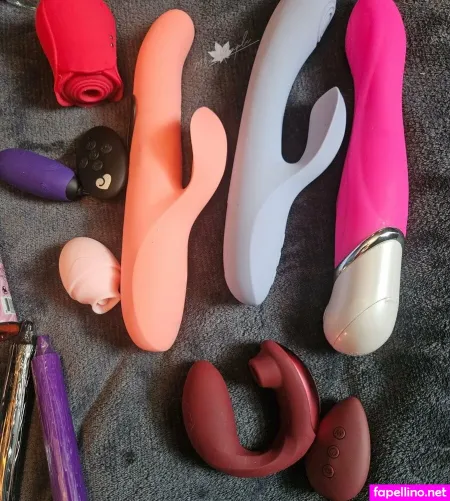 Mrsmaplevip OnlyFans Thumbnail #o8Bt5BgIA1